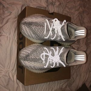 Yeezy Boost 350 V2 Static “non-reflective”